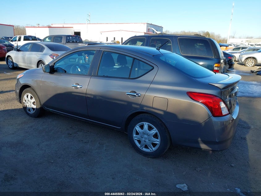2015 Nissan Versa 1.6 Sv