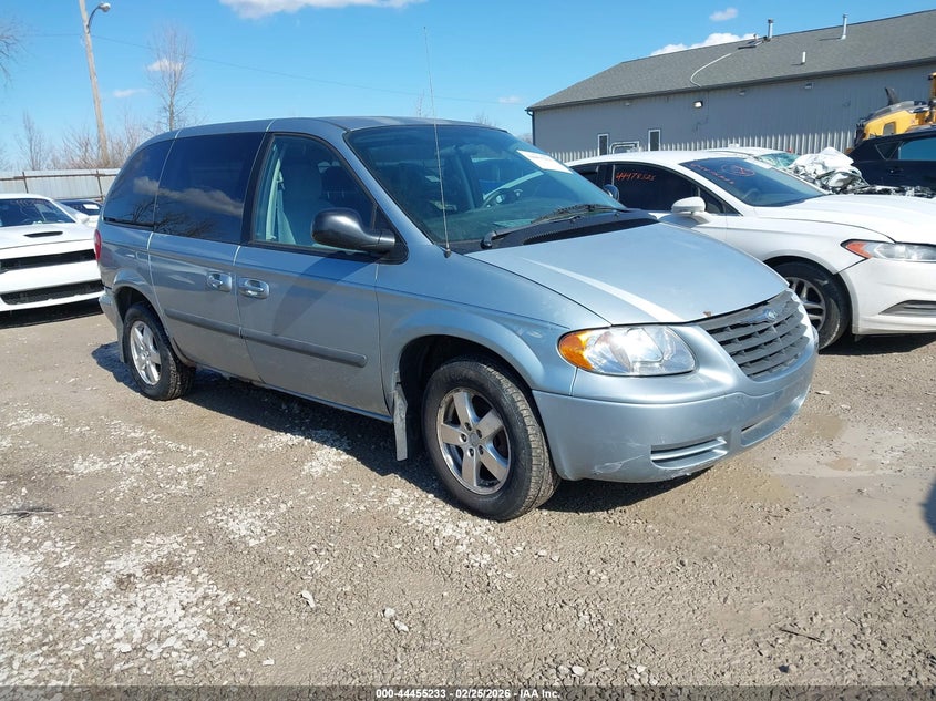 2005 Chrysler Town & Country