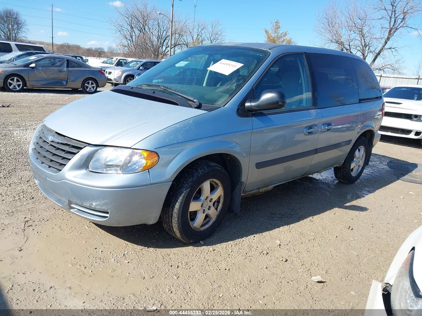 2005 Chrysler Town & Country