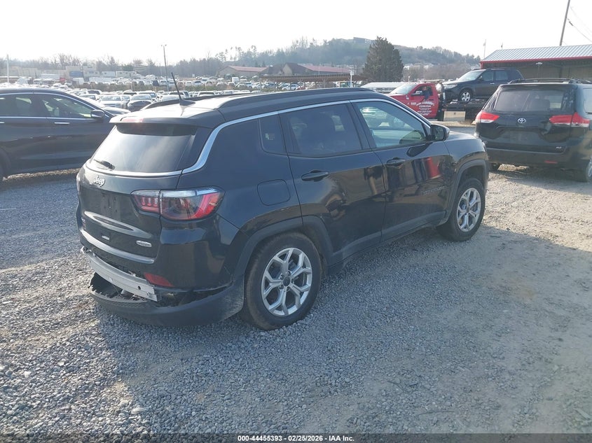 2025 Jeep Compass Latitude 4X4