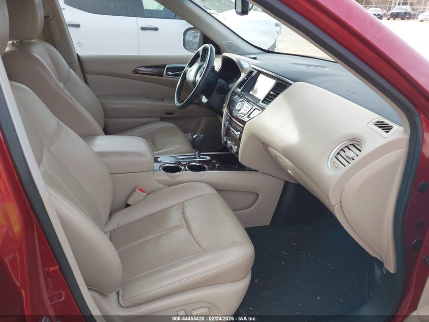 2016 Nissan Pathfinder Platinum