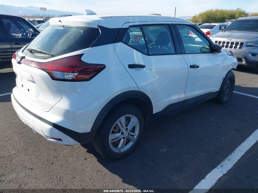 2022 Nissan Kicks S Xtronic Cvt