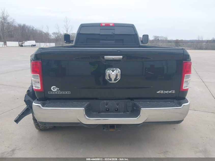 2019 Ram 3500 Ram Big Horn 4X4 8' Box black Lot 111044455913 Vin 3C63RRBL3KG585029