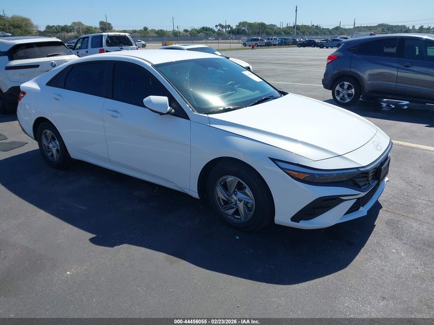 2026 Hyundai Elantra Se