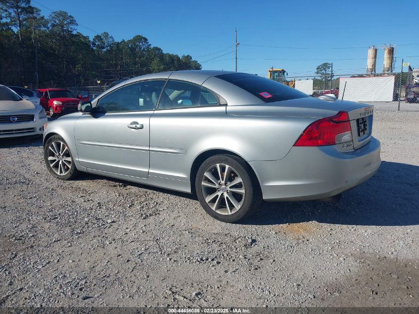 2011 Volvo C70 T5