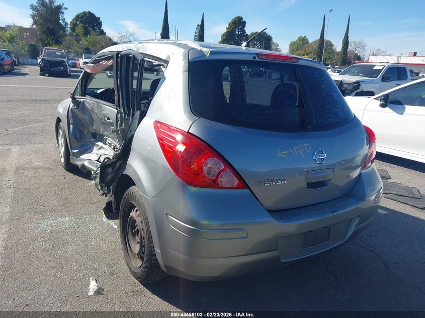 2011 Nissan Versa 1.8S
