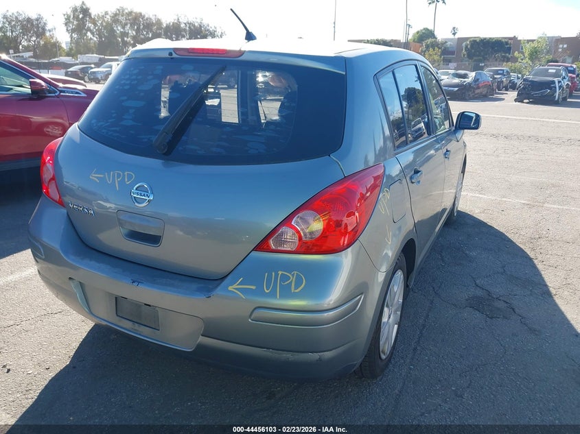 2011 Nissan Versa 1.8S