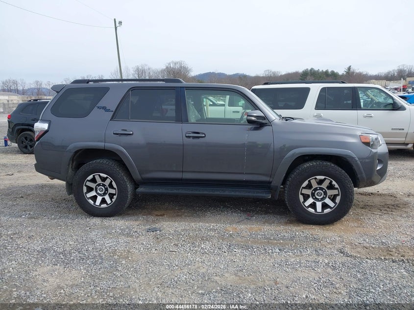 VIN JTERU5JR3M5932106 2021 TOYOTA 4RUNNER TRD OFF ROAD PREMIUM