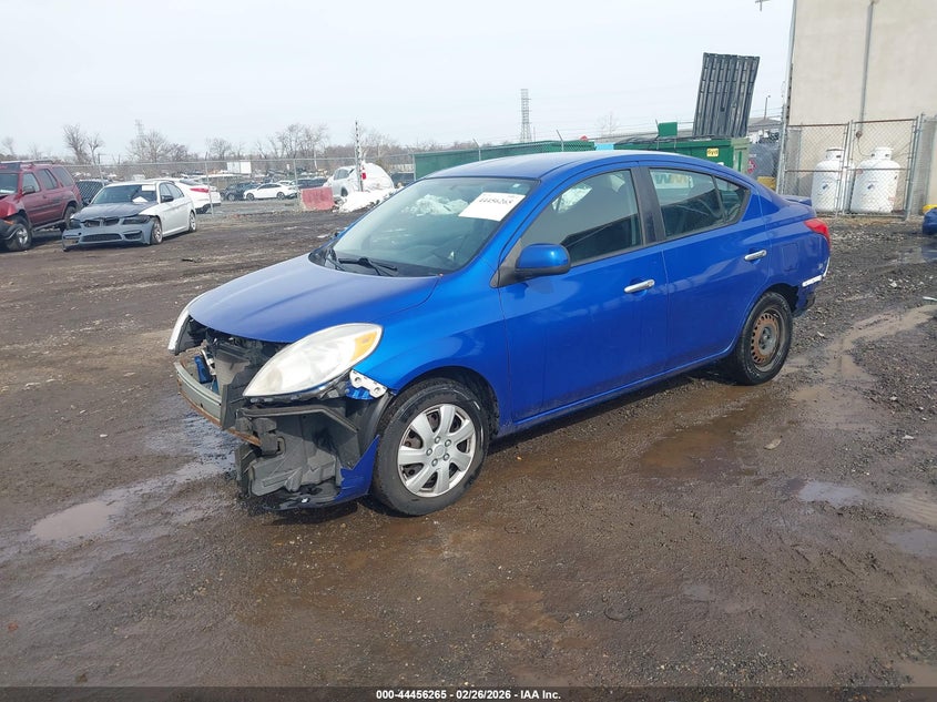 2013 Nissan Versa 1.6 Sv