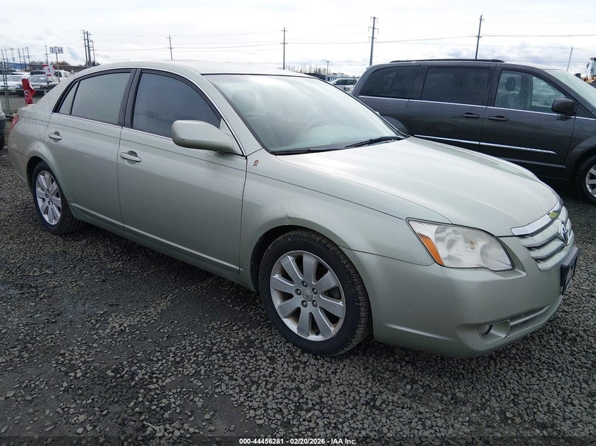 2005 Toyota Avalon