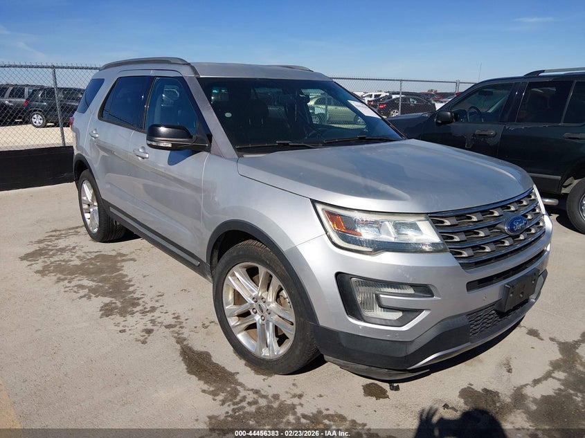 2016 Ford Explorer