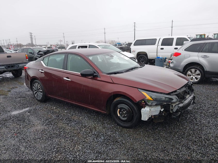 2024 Nissan Altima Sv Fwd