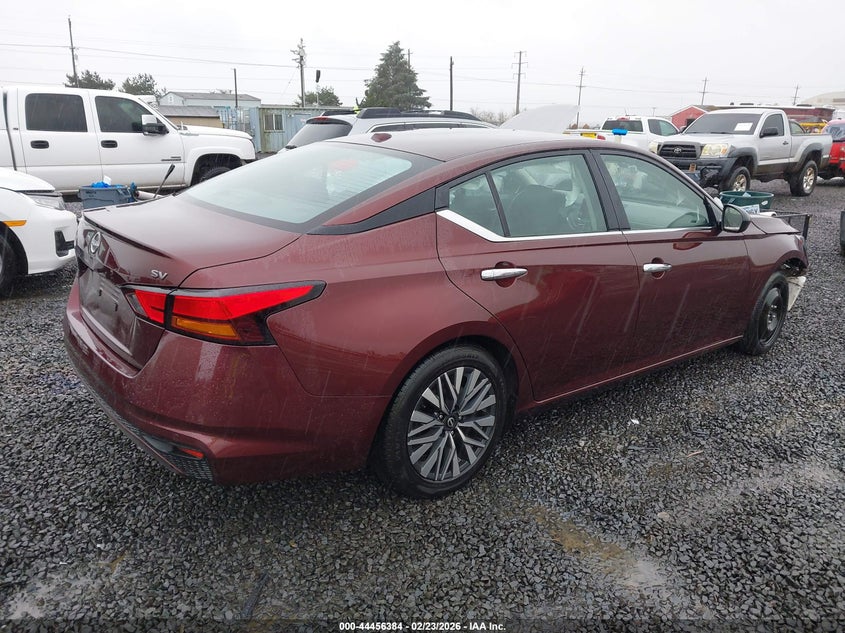 2024 Nissan Altima Sv Fwd