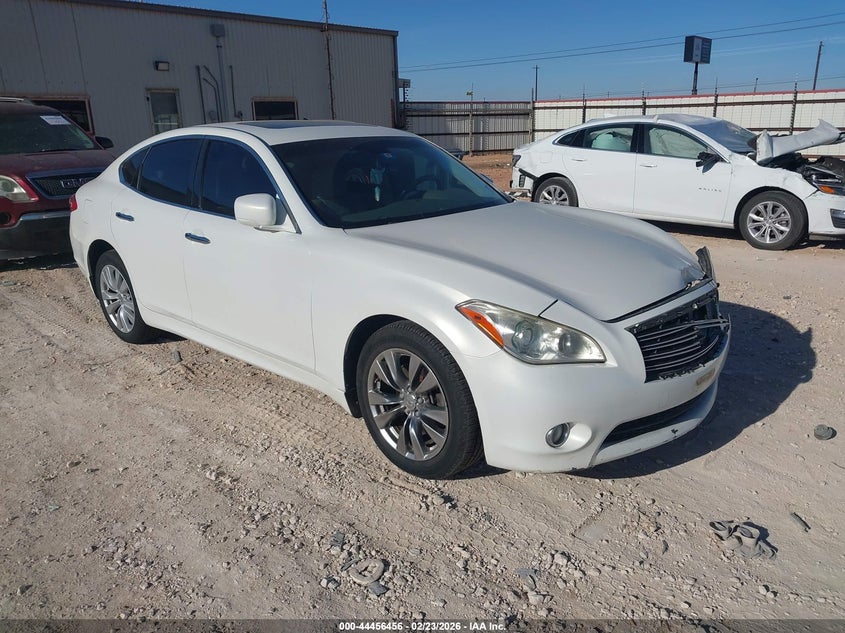 2012 Infiniti M37