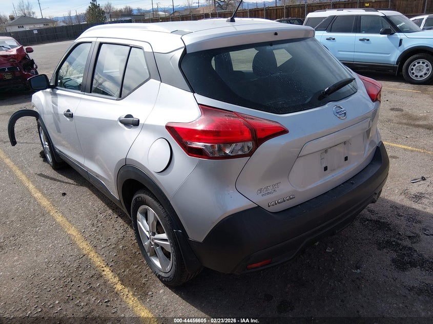 2019 Nissan Kicks S