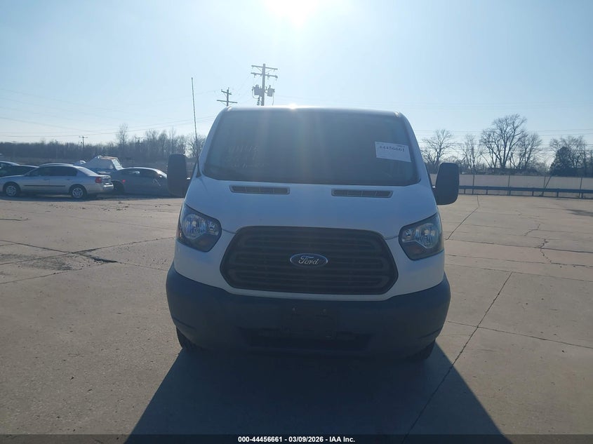 VIN 1FTYR1ZM3JKA09785 2018 FORD TRANSIT-250