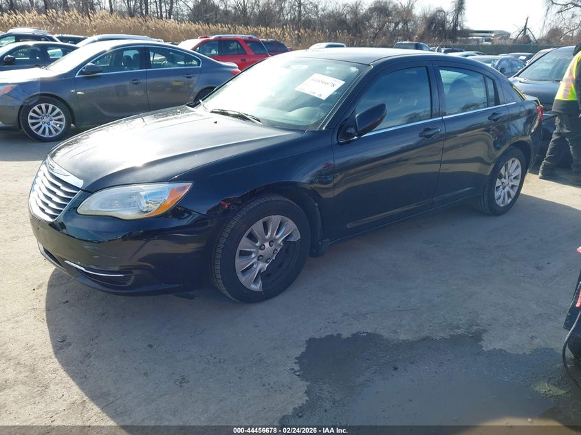 2013 Chrysler 200 Lx
