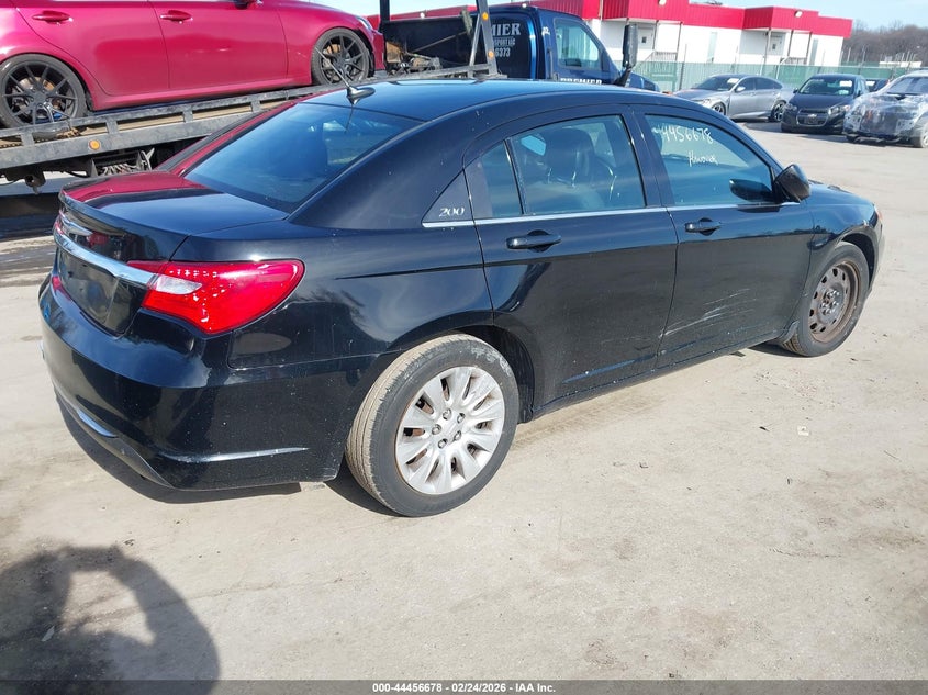 2013 Chrysler 200 Lx
