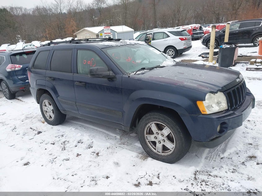 2005 Jeep Grand Cherokee Laredo