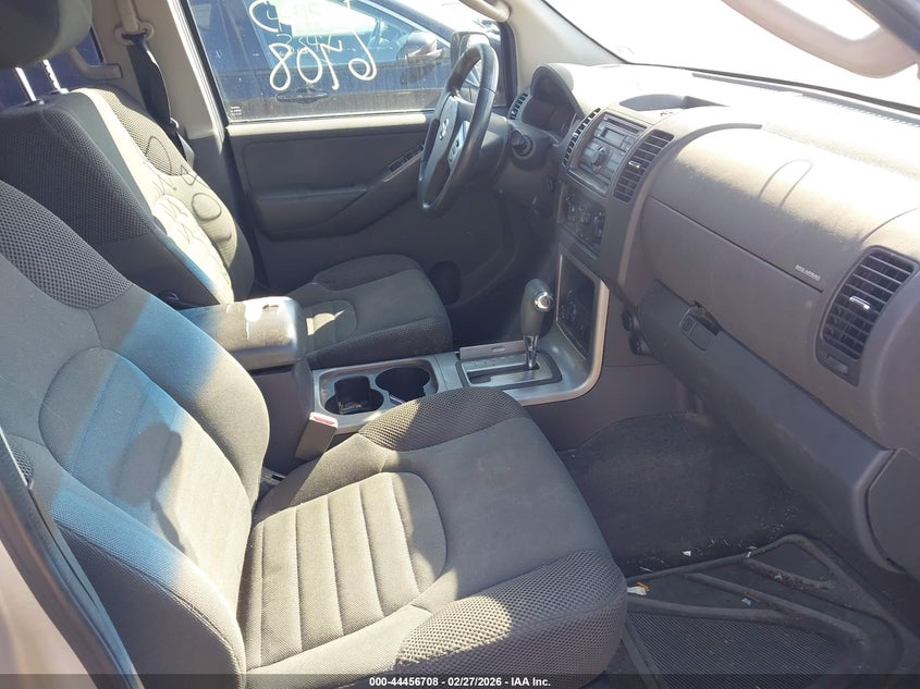 2008 Nissan Pathfinder S