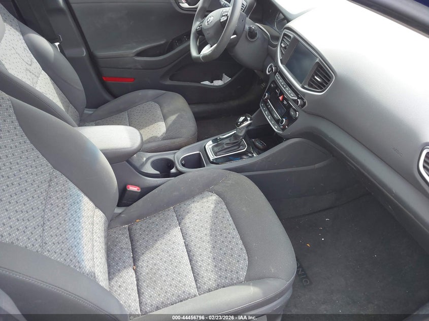 2019 Hyundai Ioniq Hybrid Blue