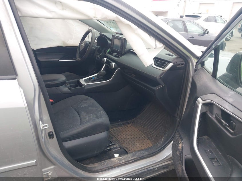 2019 Toyota Rav4 Hybrid Le