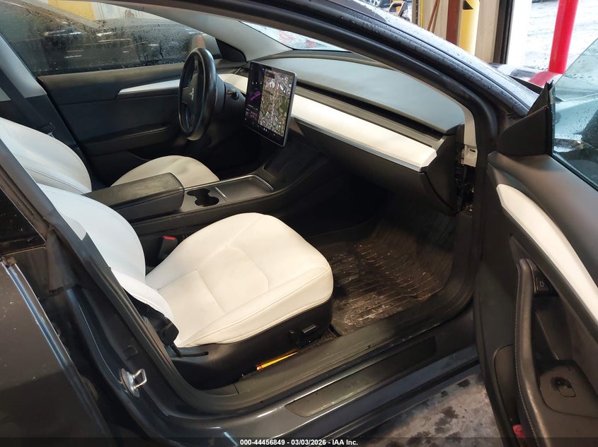 2022 Tesla Model 3 Performance Dual Motor All-Wheel Drive