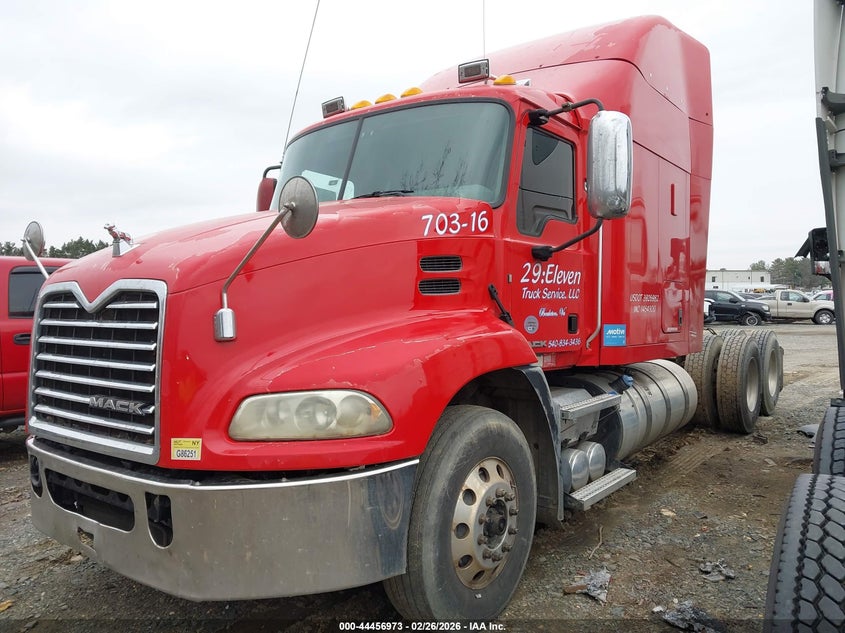 2016 Mack 600 Cxu600