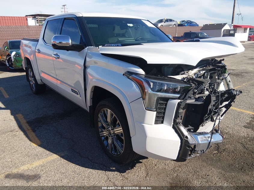 Vin: 5tfvc5db4px032053, lot: 44953796, toyota tundra hybrid capstone 20231