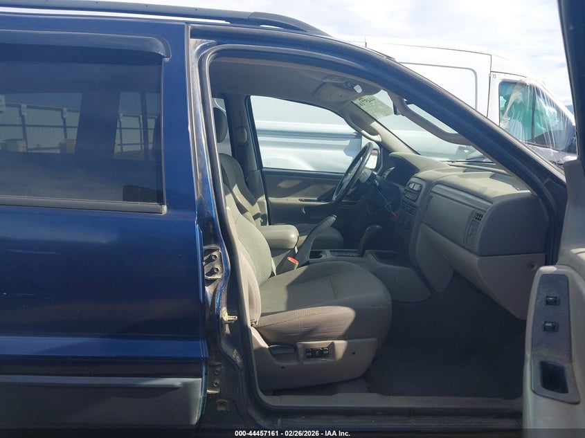 2003 Jeep Grand Cherokee Laredo