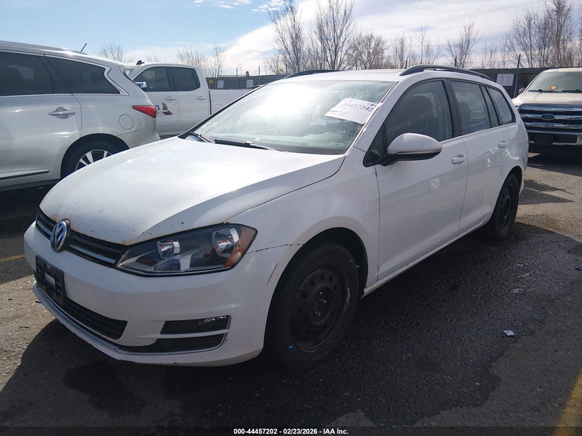 2015 Volkswagen Golf Sportwagen Tdi Se 4-Door