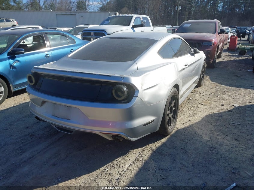 2015 Ford Mustang V6