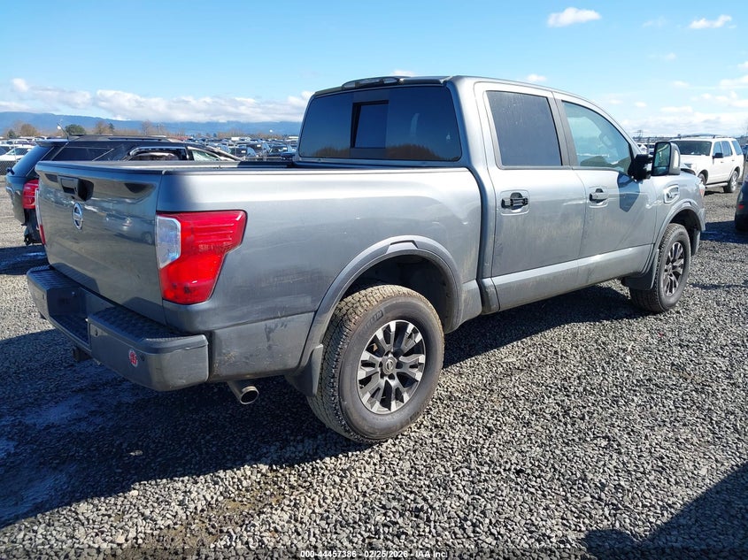 2017 Nissan Titan Pro-4X