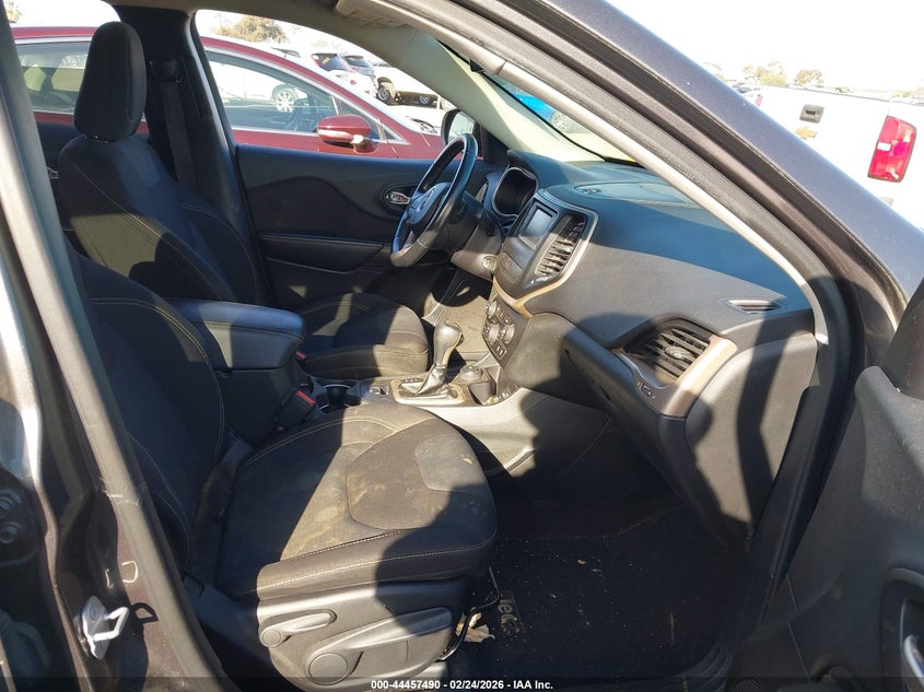 2016 Jeep Cherokee Latitude