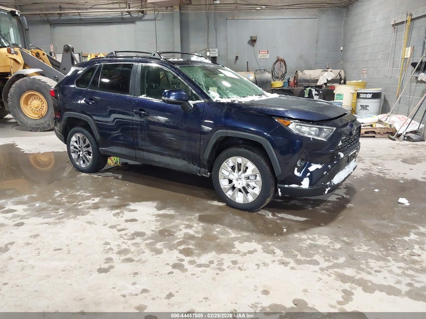 JTMA1RFV9KD042977 2019 Toyota Rav4 Xle Premium auction photo 1