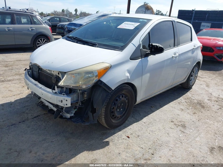 2013 Toyota Yaris Le