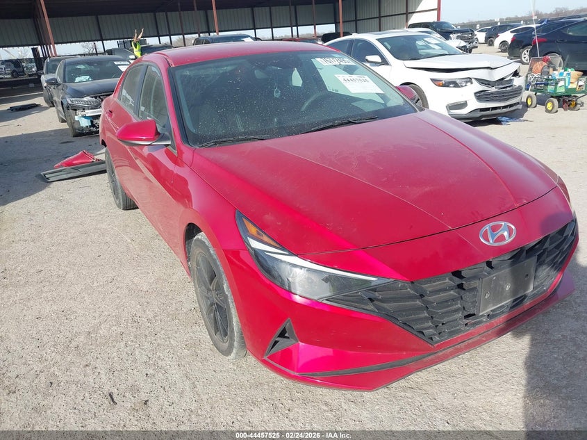 2022 Hyundai Elantra Sel