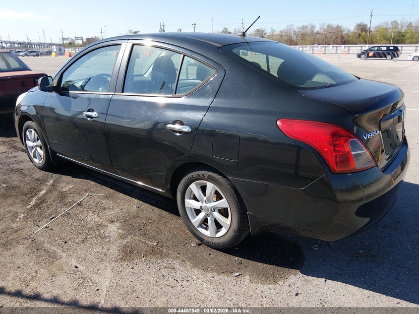 2012 Nissan Versa 1.6 Sl