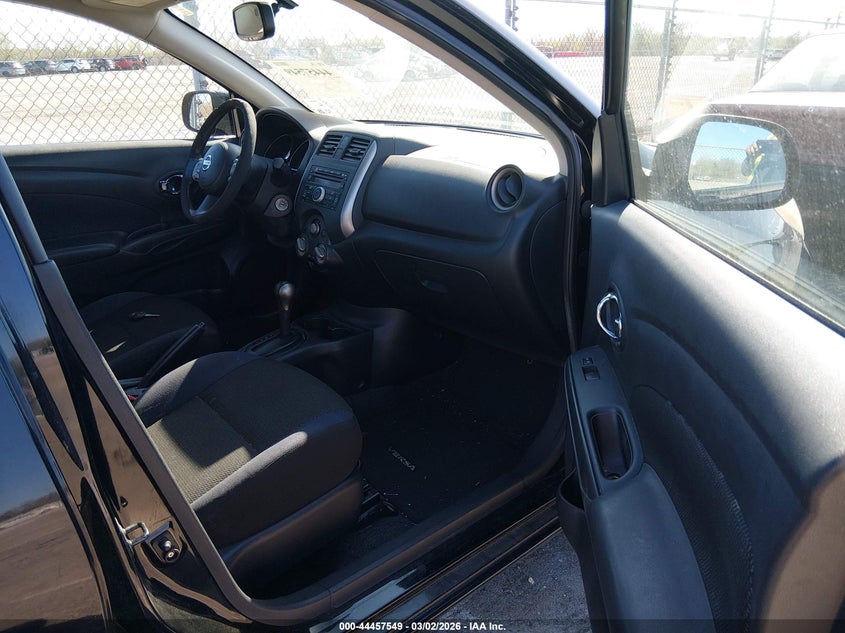 2012 Nissan Versa 1.6 Sl