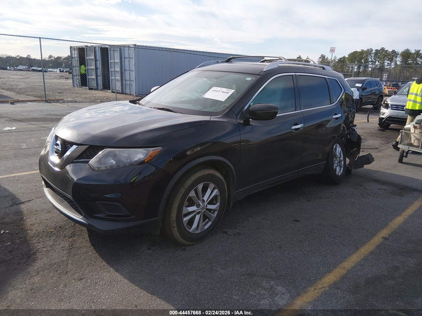 2016 Nissan Rogue Sv