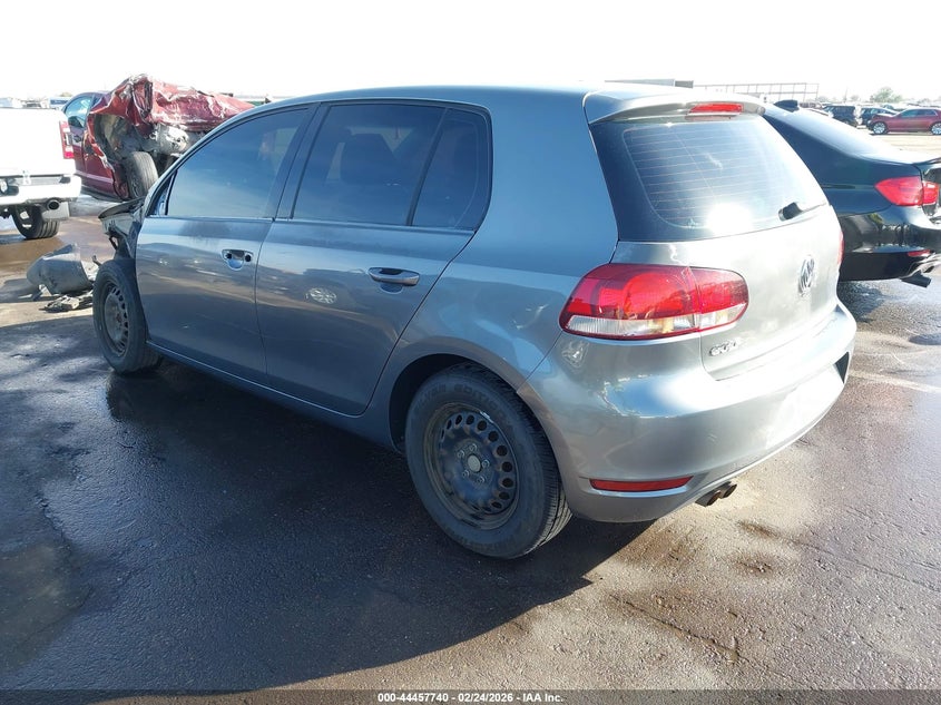 2012 Volkswagen Golf 2.5L 4-Door
