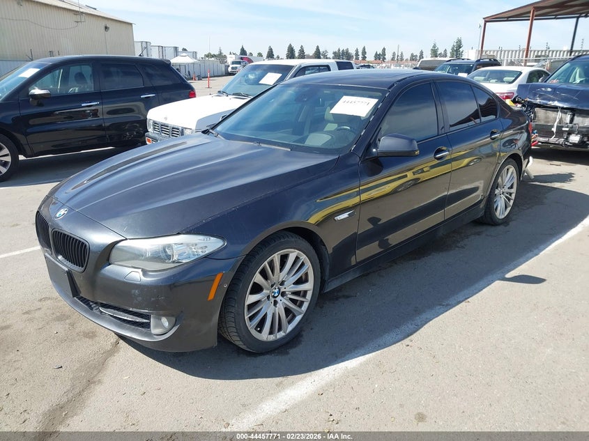 2011 BMW 550I