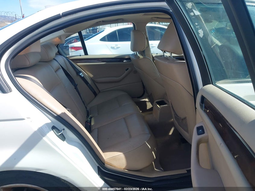 2004 BMW 3ER SEDAN 2.5L I-6 DOHC, VVT, 184HP