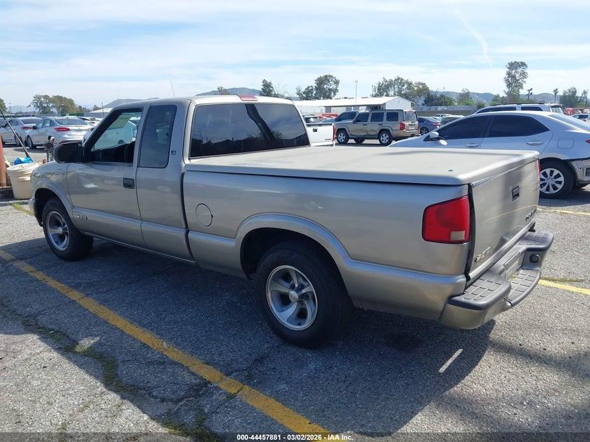 2002 Chevrolet S-10 Ls