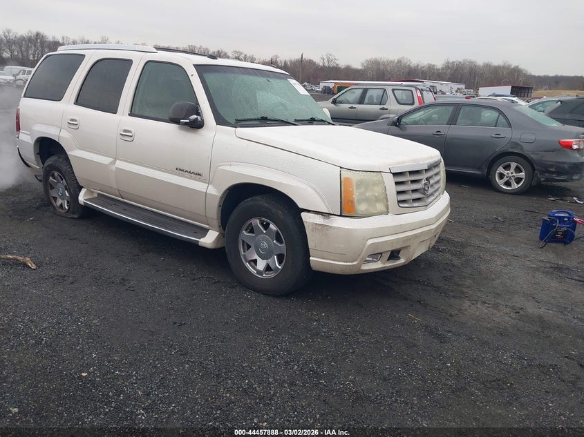 2004 Cadillac Escalade Standard