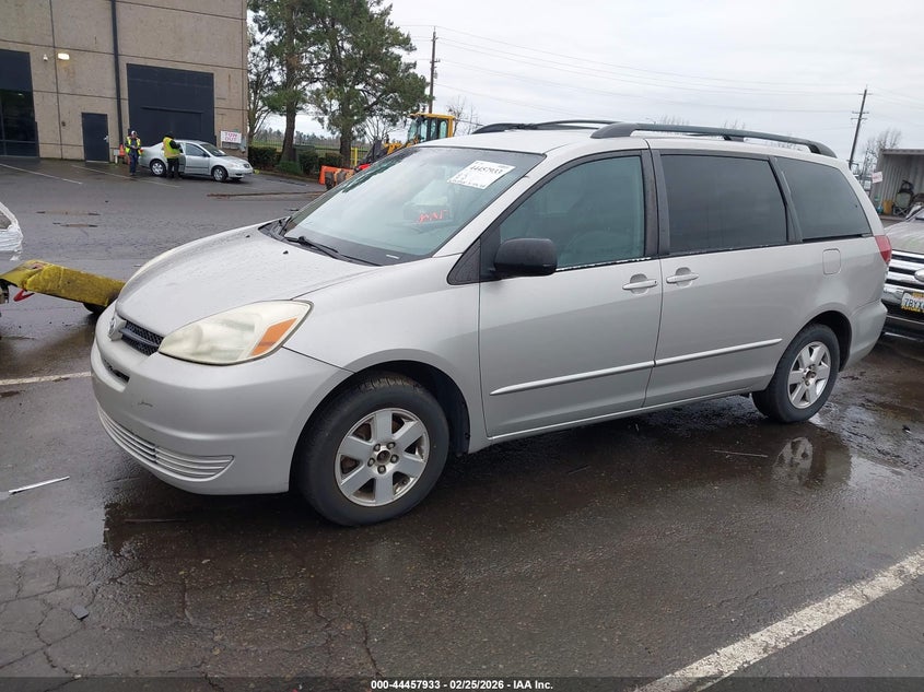 2004 Toyota Sienna Le