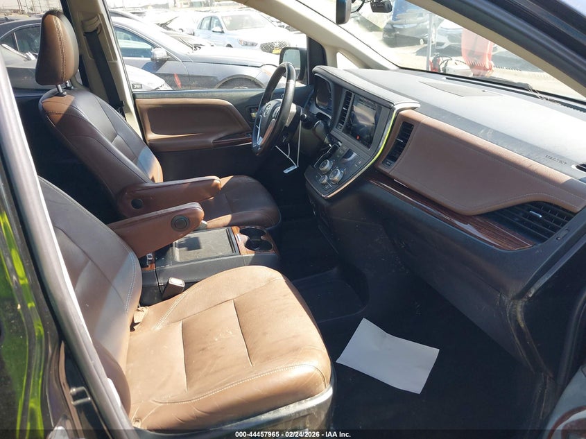 2015 Toyota Sienna Limited 7 Passenger