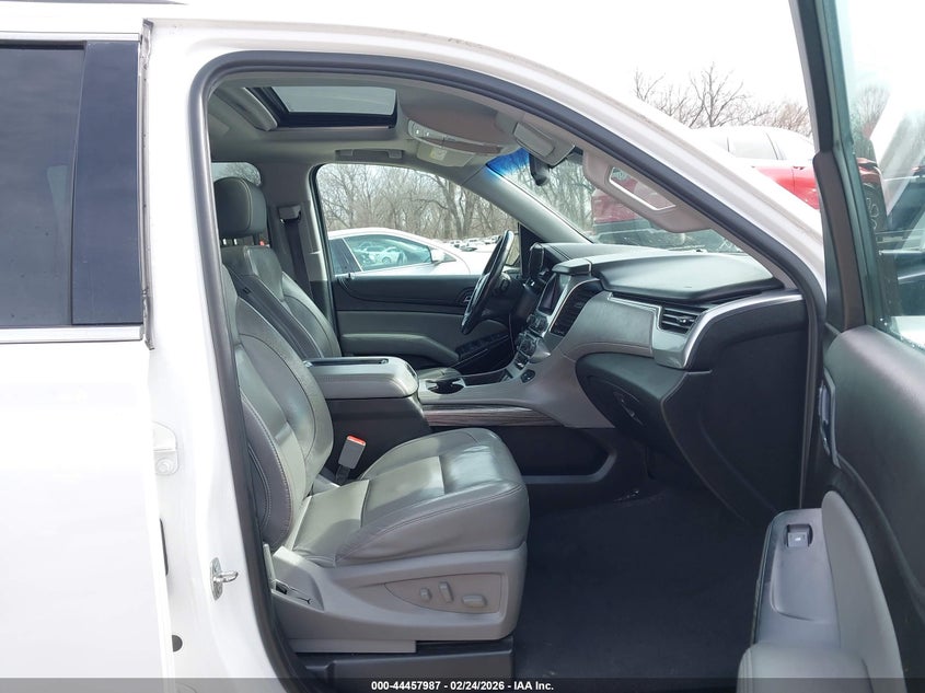 2020 CHEVROLET SUBURBAN auction photo 5