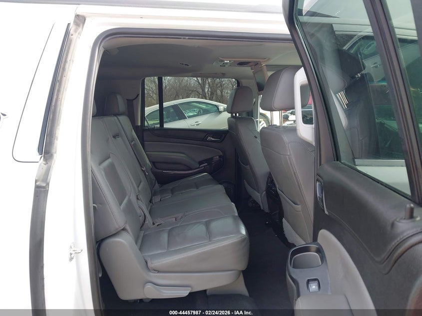 2020 CHEVROLET SUBURBAN auction photo 8