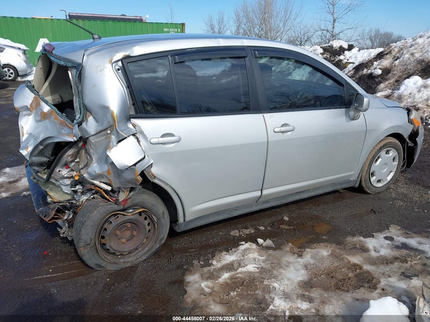 2011 Nissan Versa 1.8S